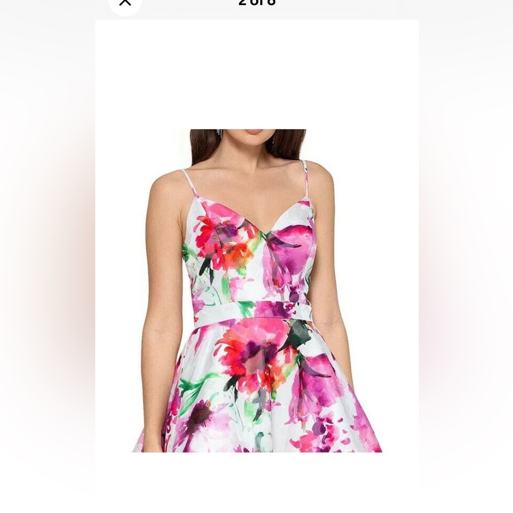 XSCAPE Dress Size 8   White Pink Floral Fit & Flare Open Back NWT $249